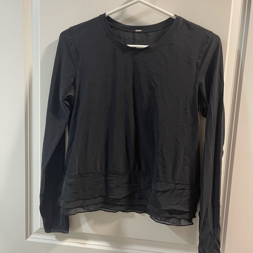 Lululemon Sole Training LS Black No Size Tags EUC 4 Way Stretch Sweat Wicking